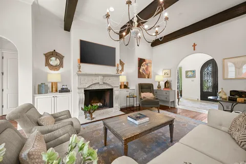 $1,250,000 | 11438 Center Court Boulevard, Baton Rouge, LA 70810