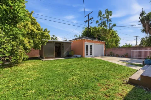 $899,999 | 3810 Olmsted Avenue, Los Angeles, CA 90008