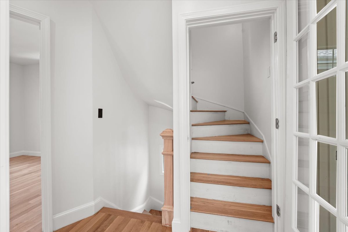 41 Henry Street Everett, MA 02149 - Photo 23 of 33