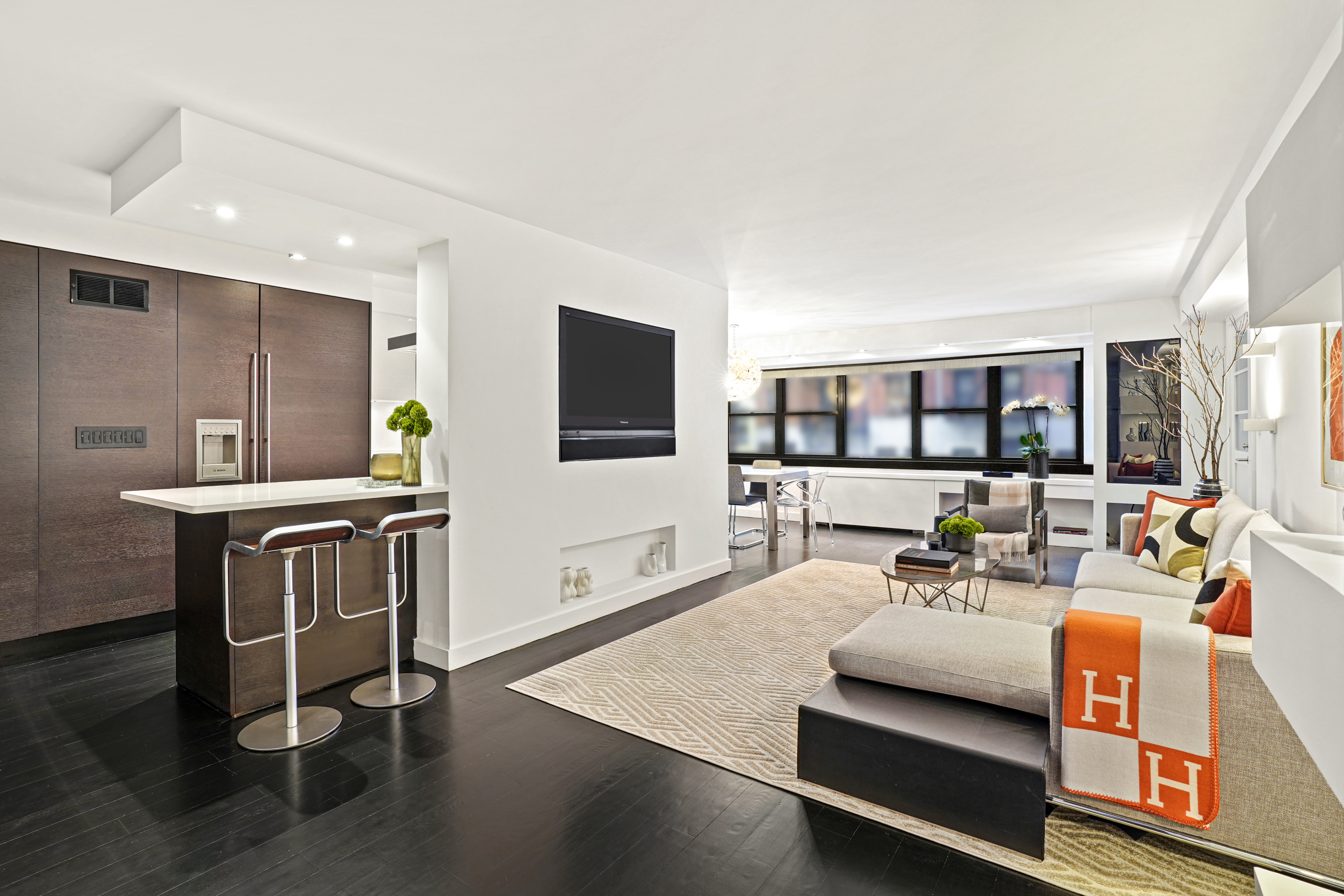 235 East 87th Street, Unit 2C Manhattan, NY 10128 - Photo 2 of 16