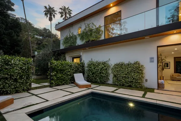 $4,100,000 | Laurel Canyon Road, Los Angeles, CA 90046