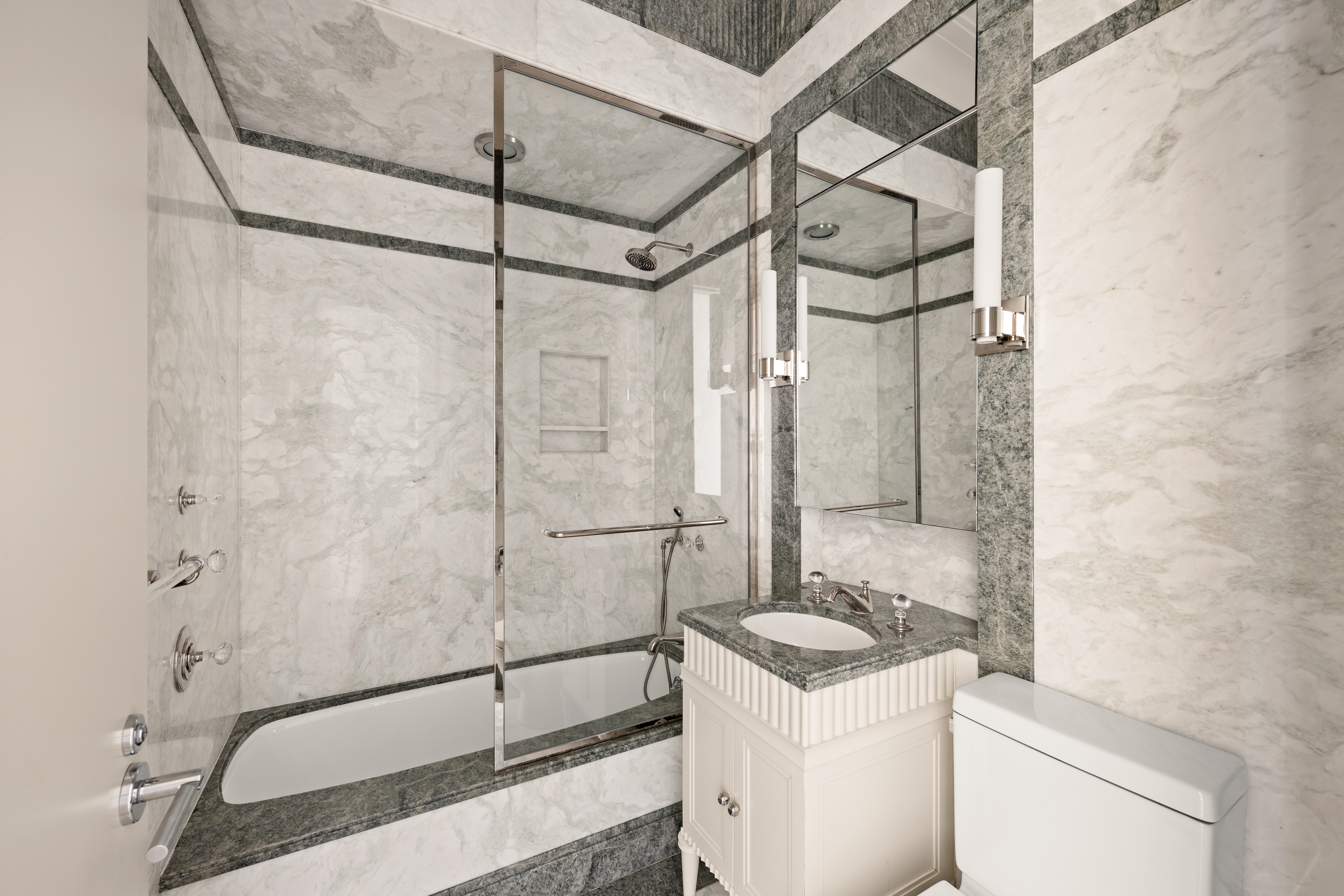 25 Columbus Circle, Unit 75A Manhattan, NY 10019 - Photo 19 of 36