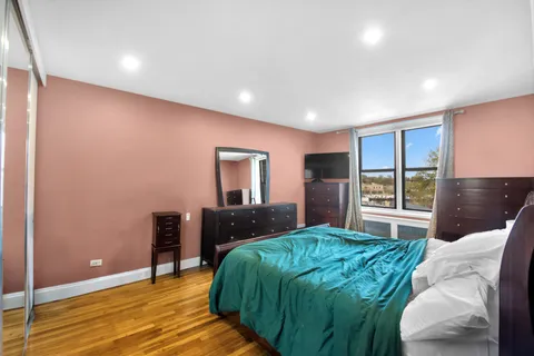 $1,200,000 | 7259 Shore Road, Unit 5E5F | Bay Ridge
