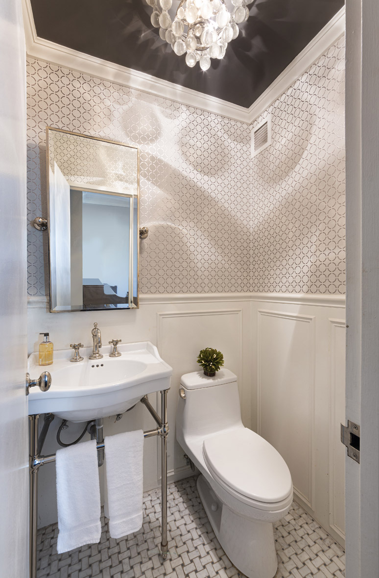 61 West 62nd Street, Unit 20D Manhattan, NY 10023 - Photo 6 of 8