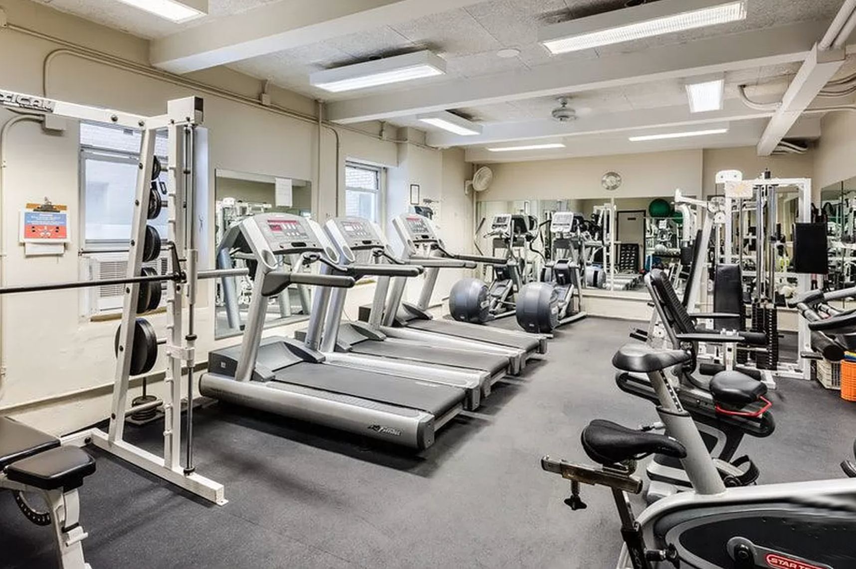 720 Fort Washington Avenue, Unit 5D Manhattan, NY 10040 - Photo 9 of 17 a view of a room with gym equipment