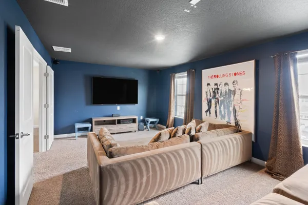 $673,500 | 9050 Stinger Drive, Davenport, FL 33896