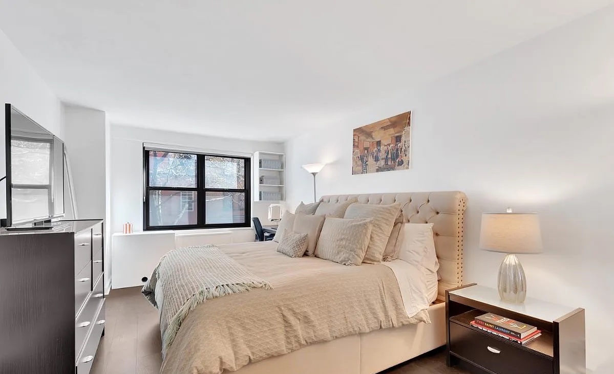 200 East 27th Street, Unit 2G Manhattan, NY 10016 - Photo 4 of 9