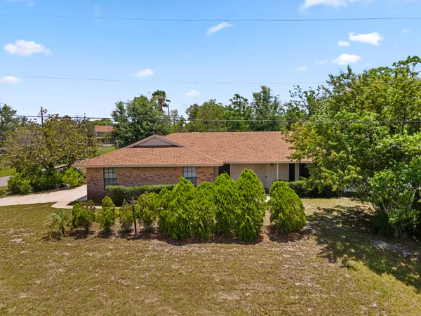 $325,000 | 1949 Dupont Court, Deltona, FL 32725