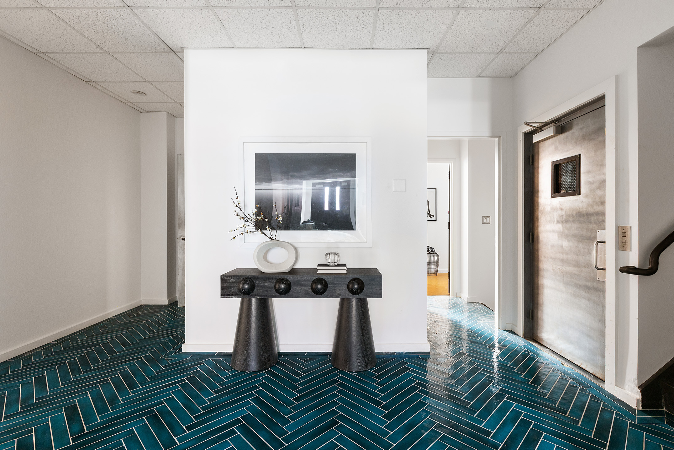 345 West 54th Street Manhattan, NY 10019 - Photo 14 of 22 a living room with furniture