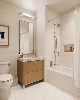 $2,275,000 | 201 East 23rd Street, Unit 4B | Gramercy