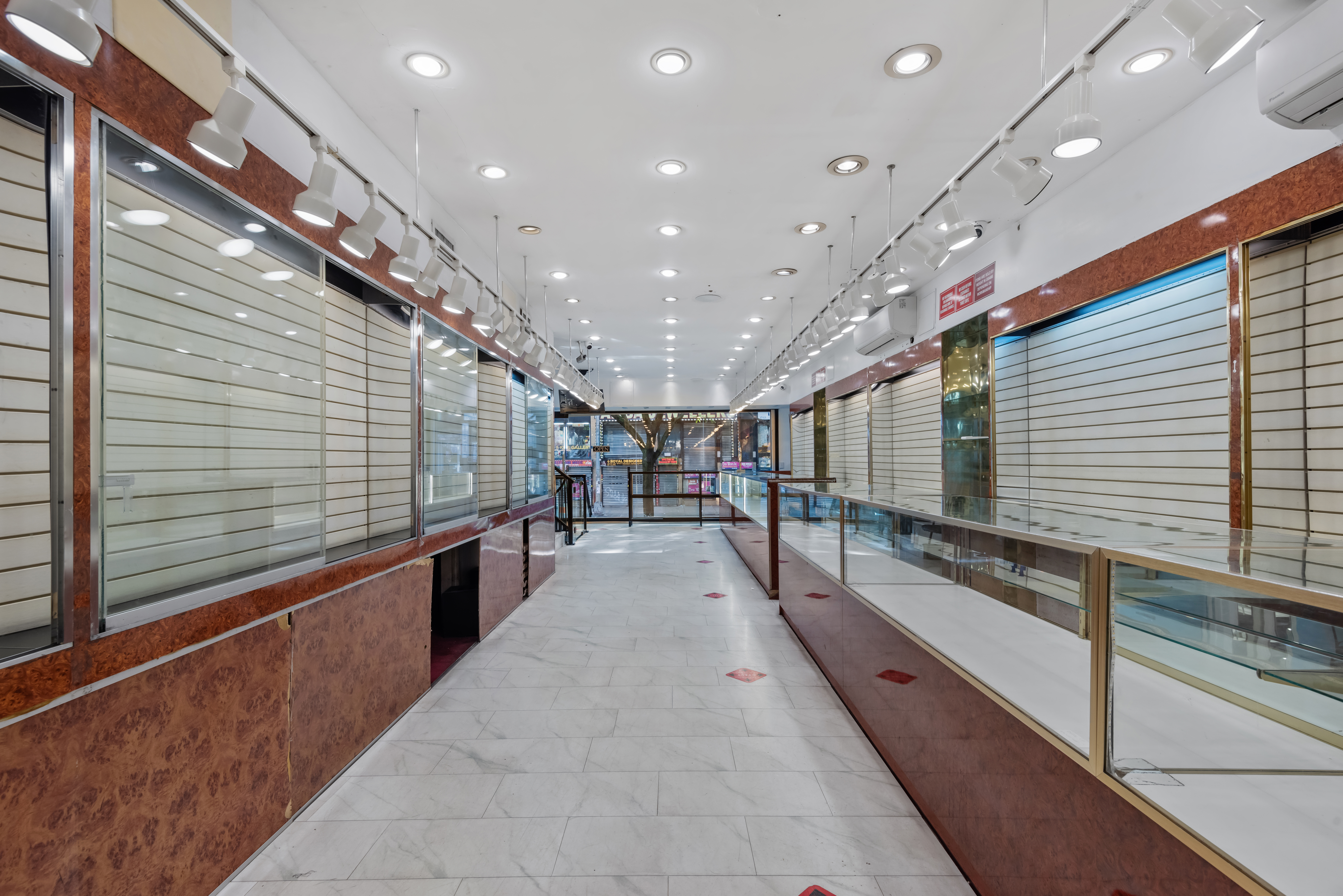 37-14 74th Street Queens, NY 11372 - Photo 4 of 8