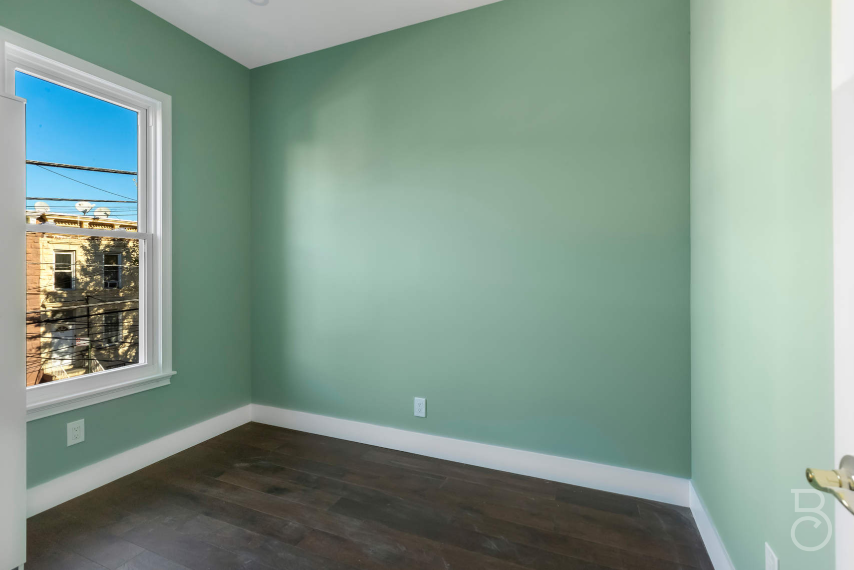 12-26 30th Drive, Unit 2 Queens, NY 11102 - Photo 7 of 12