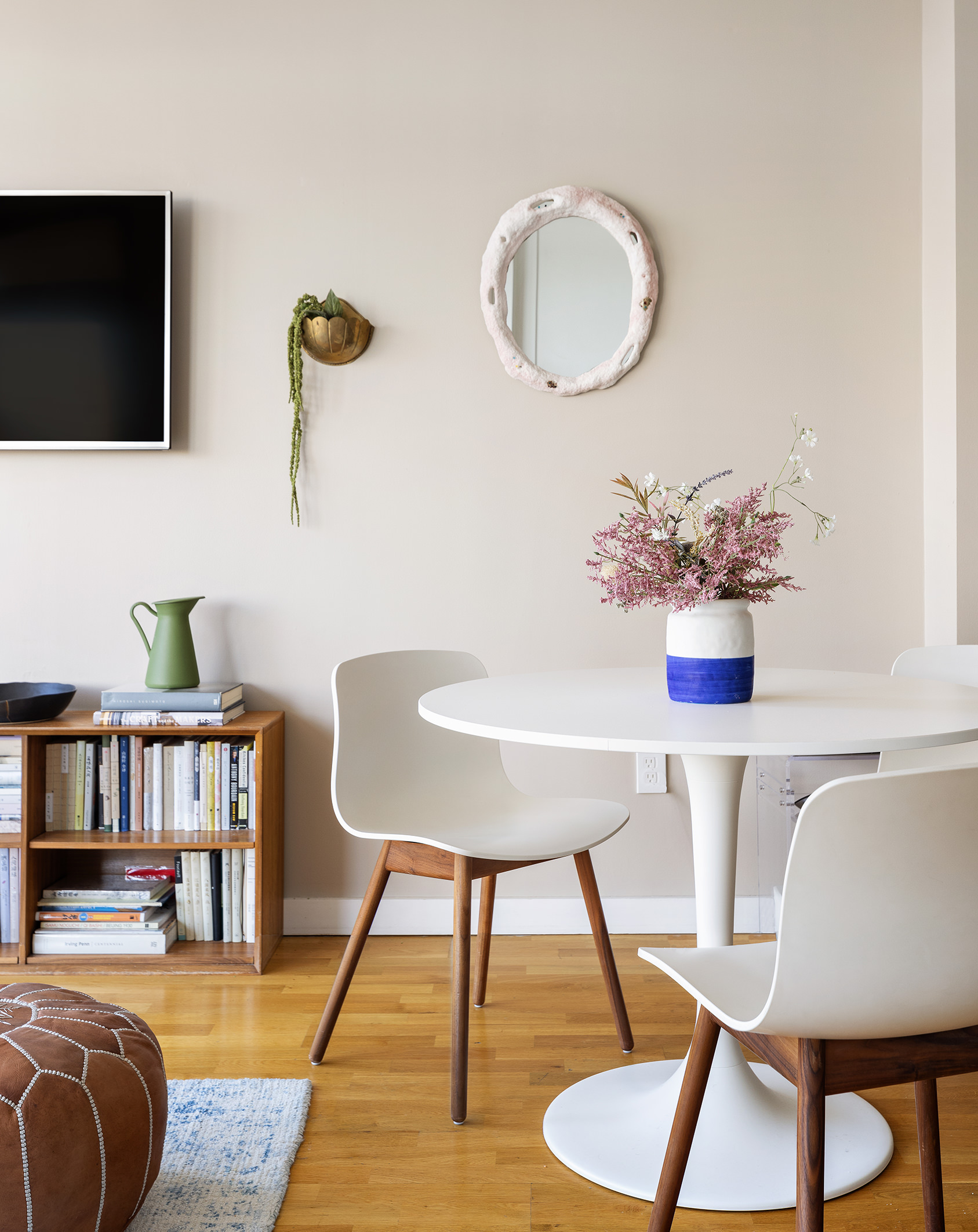 500 4th Avenue, Unit 7C Brooklyn, NY 11215 - Photo 4 of 12 a living room with furniture and a flat screen tv