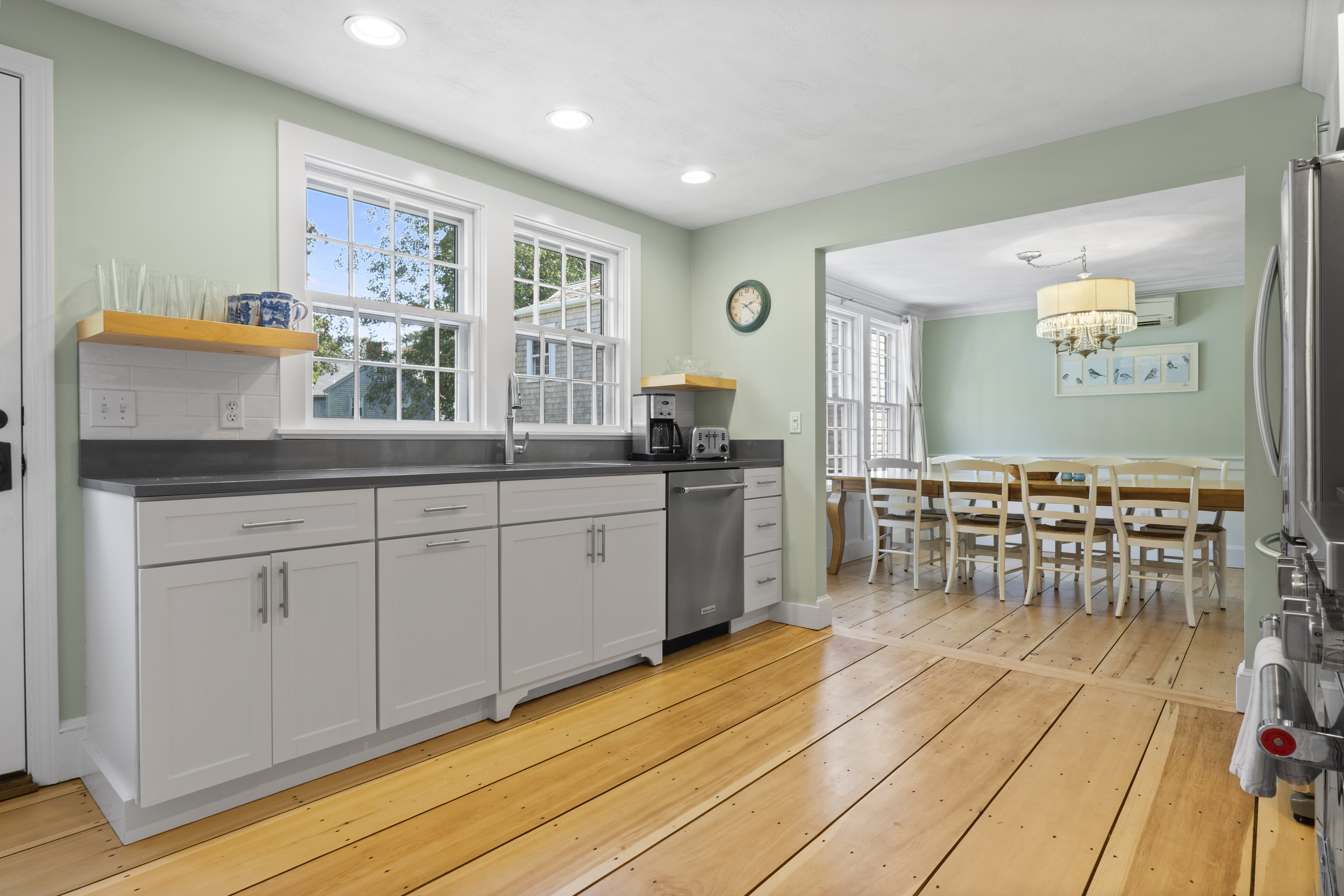 8 New Mill Street Nantucket, MA 02554 - Photo 9 of 14