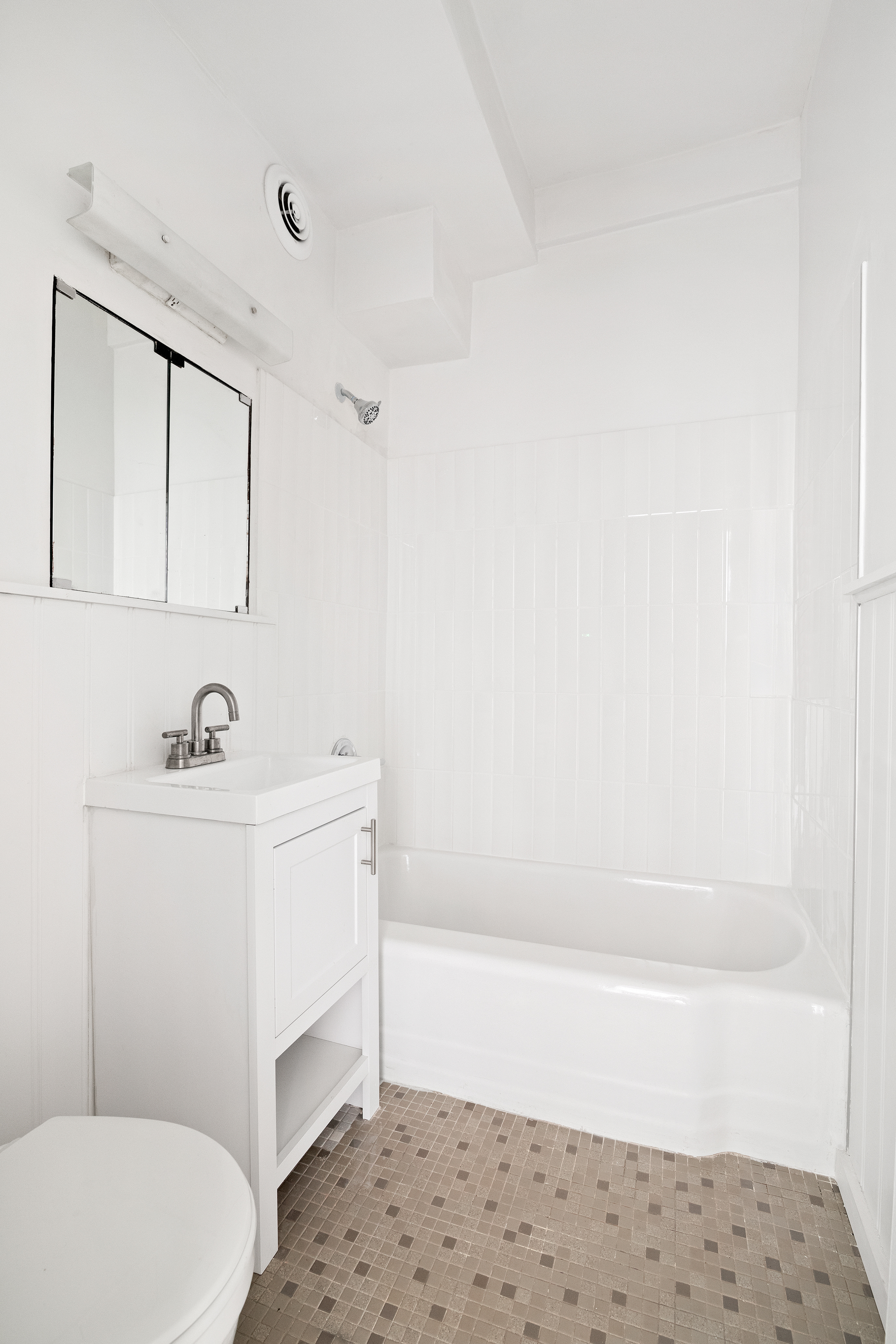 229 East 28th Street, Unit LA Manhattan, NY 10016 - Photo 12 of 17