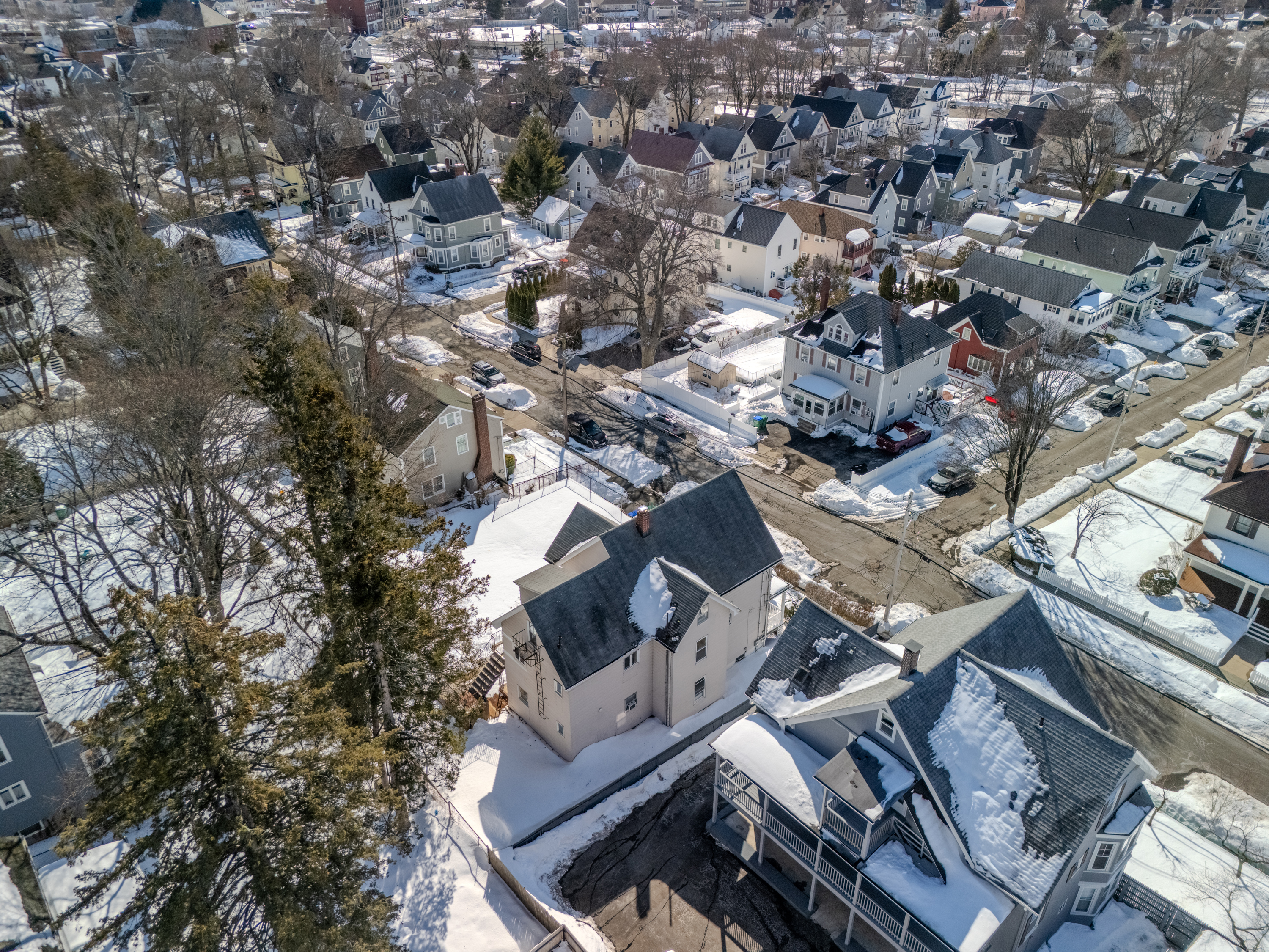 75 Warren Street Medford, MA 02155 - Photo 11 of 68