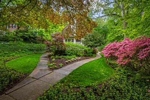 $880,000 | 401 Edgevale Road, Baltimore, MD 21210