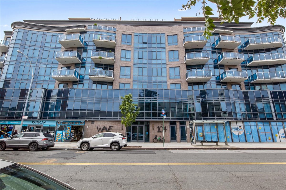 104 West End Avenue, Unit PH1 Brooklyn, NY 11235 - Photo 20 of 23