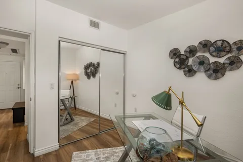 $550,000 | 838 Pine Avenue, Unit 113, Long Beach, CA 90813