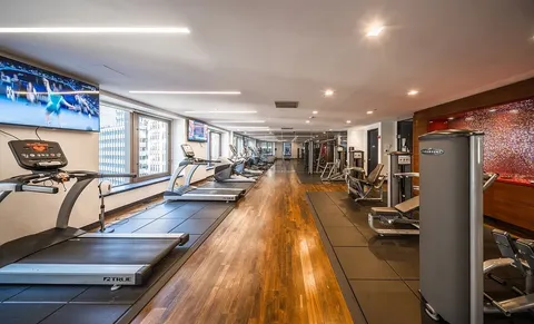 $3,950 | 75 Wall Street, Unit 25D | Financial District