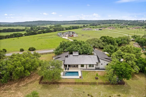 $1,875,000 | 3921 County Road 258, Liberty Hill, TX 78642