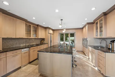 $2,500,000 | Address Upon Request, Green Brook, NJ 07069