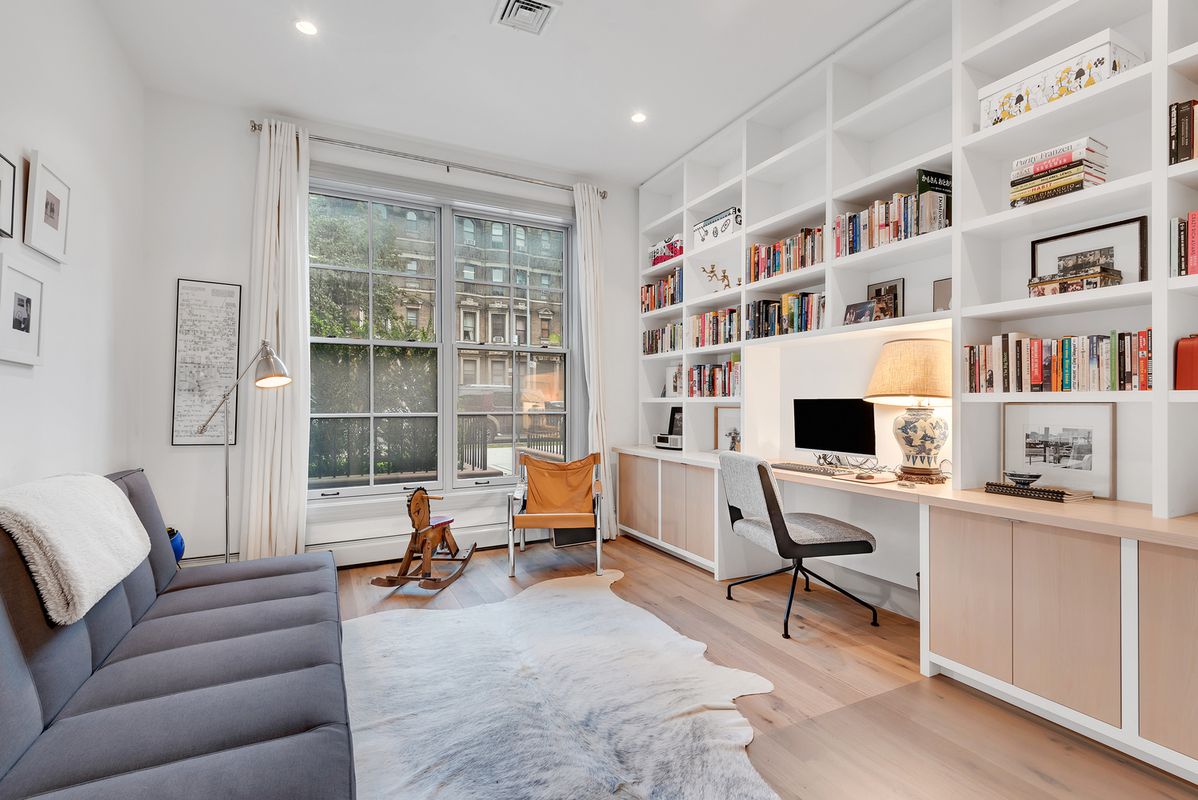 76 Lefferts Place, Unit 1B Brooklyn, NY 11238 - Photo 4 of 10