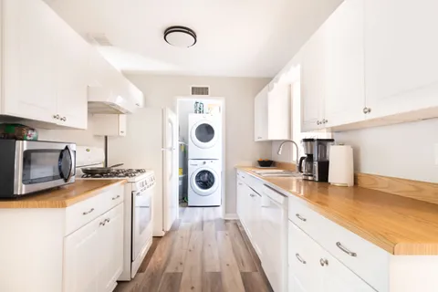 $875,000 | 304 North Cataract Avenue, San Dimas, CA 91773