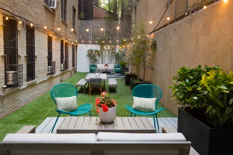 $2,350,000 | 119 West 71st Street, Unit 9B | Upper West Side