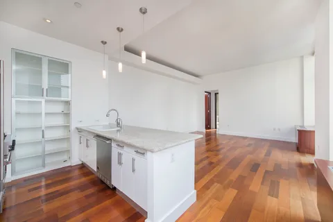 $1,268,000 | 42-51 Hunter Street, Unit 6D | Long Island City