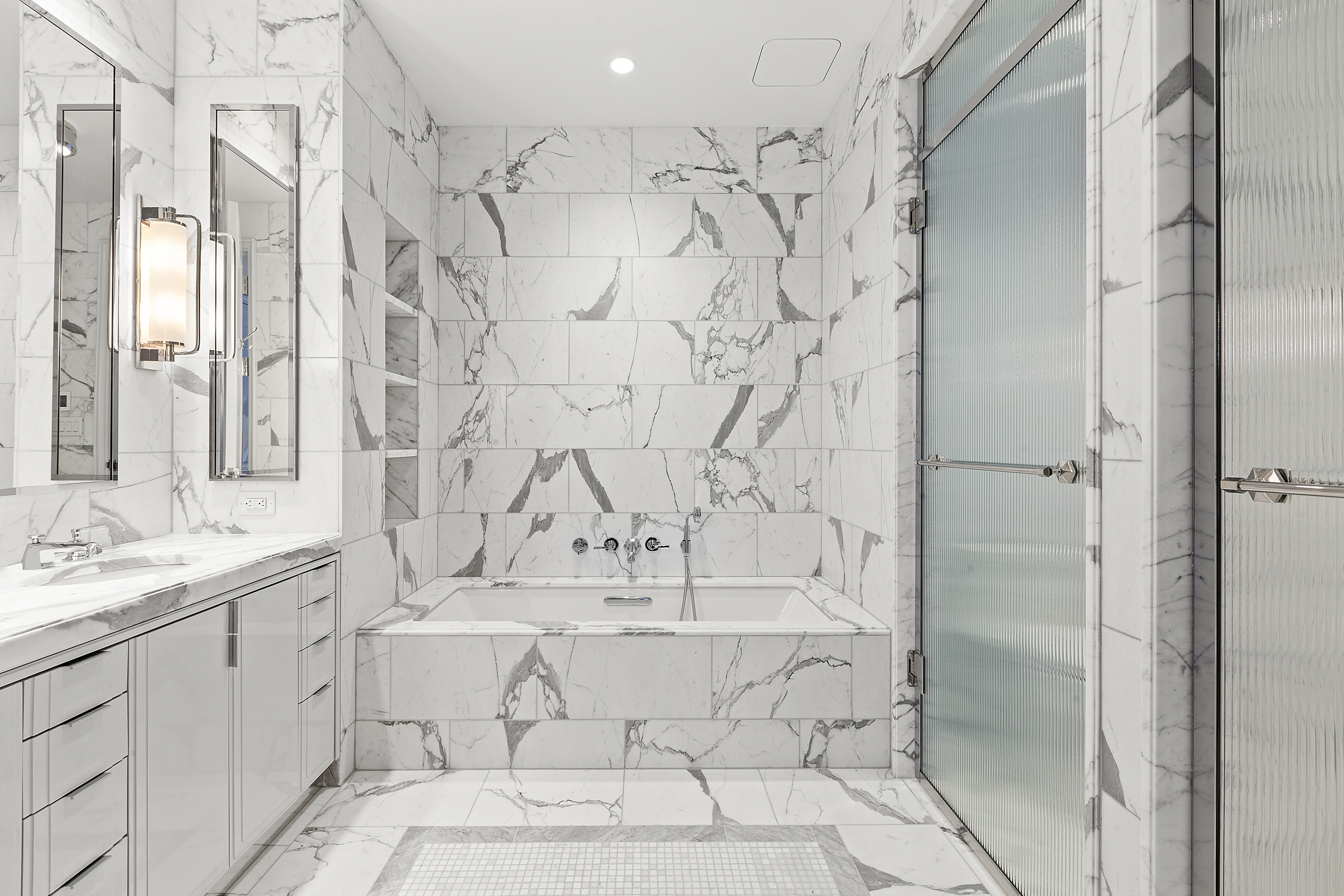 301 East 81st Street, Unit 6B Manhattan, NY 10028 - Photo 6 of 22