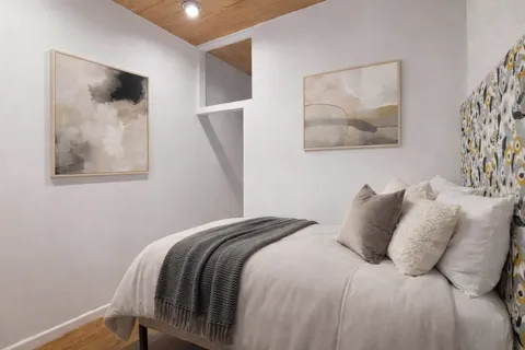 $499,000 | 521 East 83rd Street, Unit 1W | Upper East Side