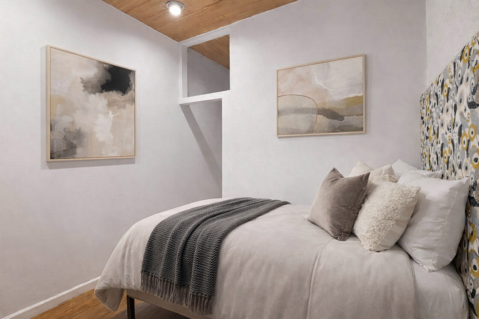 521 East 83rd Street, Unit 1W Manhattan, NY 10028 - Photo 3 of 7