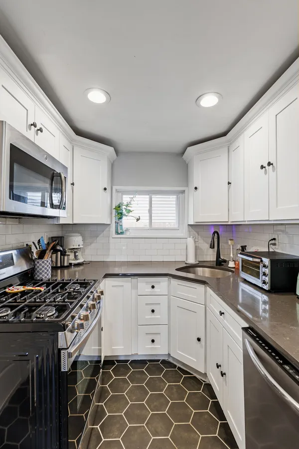 $525,000 | 1705 Montrose Street, Philadelphia, PA 19146