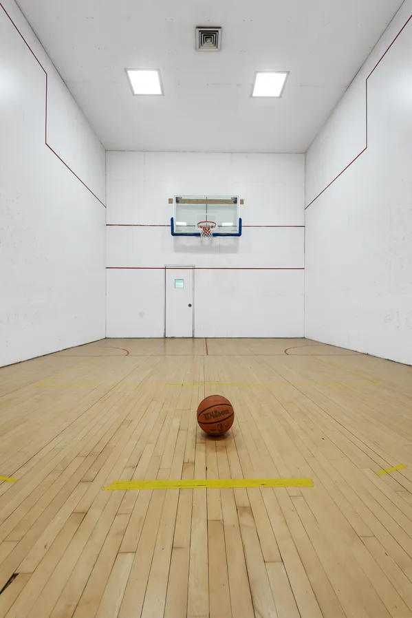 $1,275,000 | 2373 Broadway, Unit 922 | Upper West Side