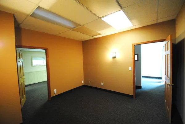 $3,000 | 422 North Wisconsin Street, Elkhorn, WI 53121