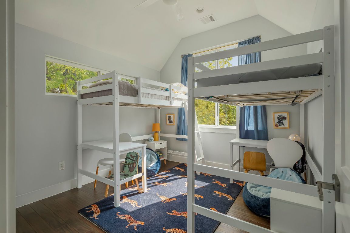 2812 Oak Springs Drive, Unit 2 Austin, TX 78702 - Photo 25 of 40