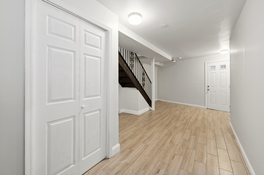 189 Woodpoint Road, Unit 1 Brooklyn, NY 11211 - Photo 8 of 14