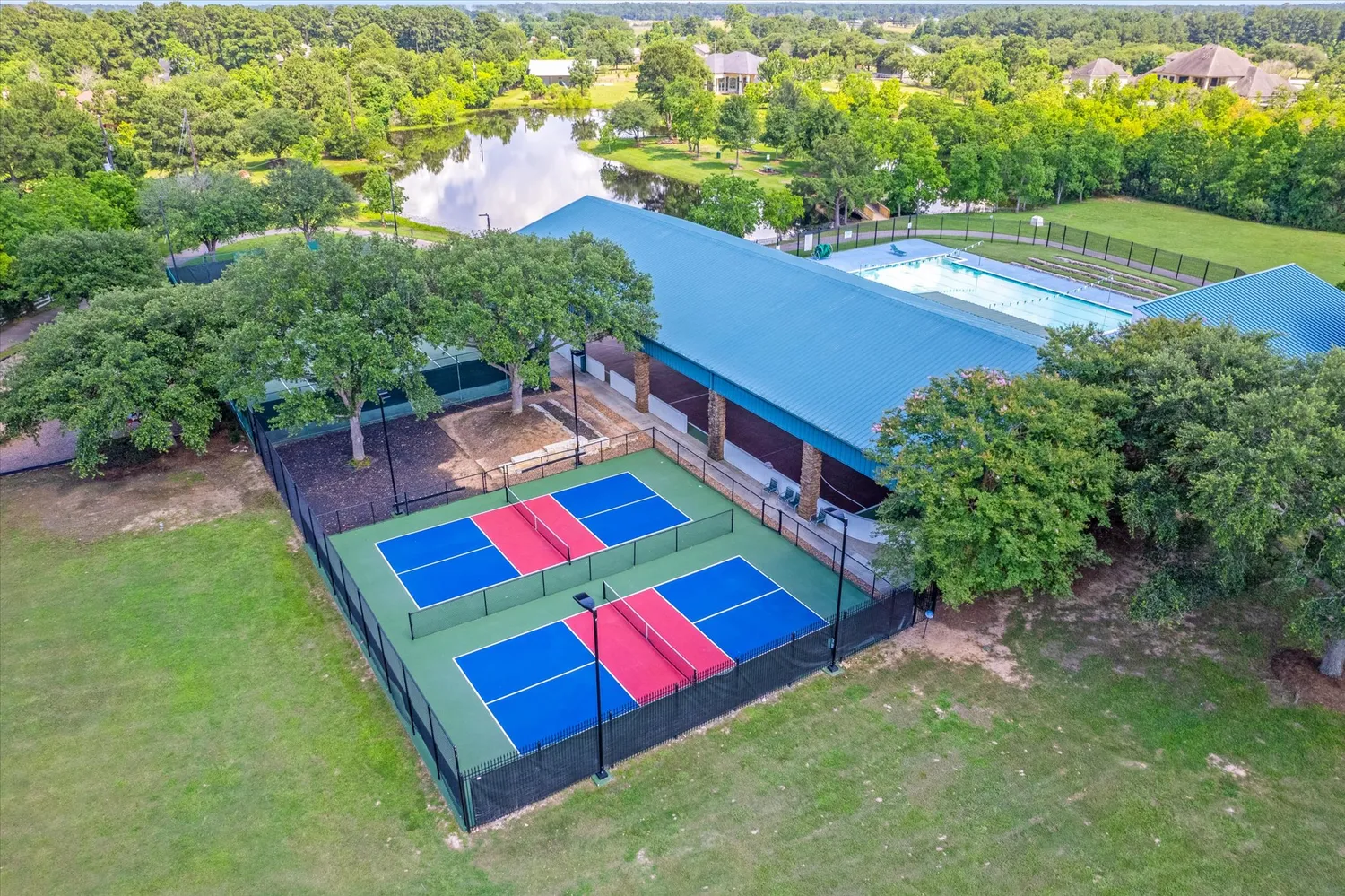 $984,500 | 1019 Towering Oaks Street, Magnolia, TX 77355