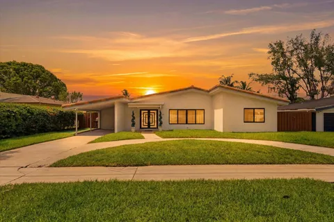 $2,295,000 | 2531 Northeast 195th Street, Miami, FL 33180