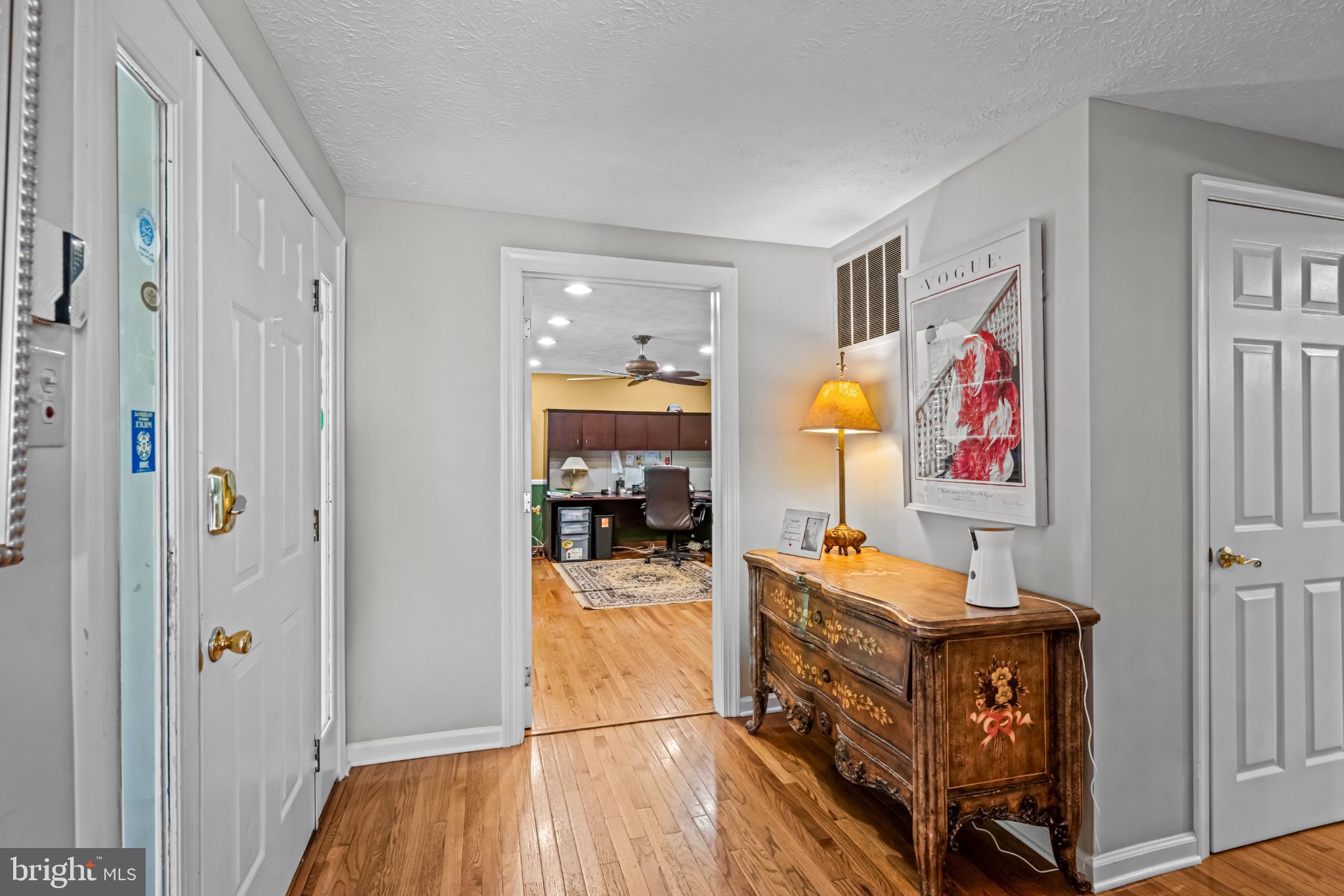 213 Hurffville Road Sewell, NJ 08080 - Photo 6 of 44