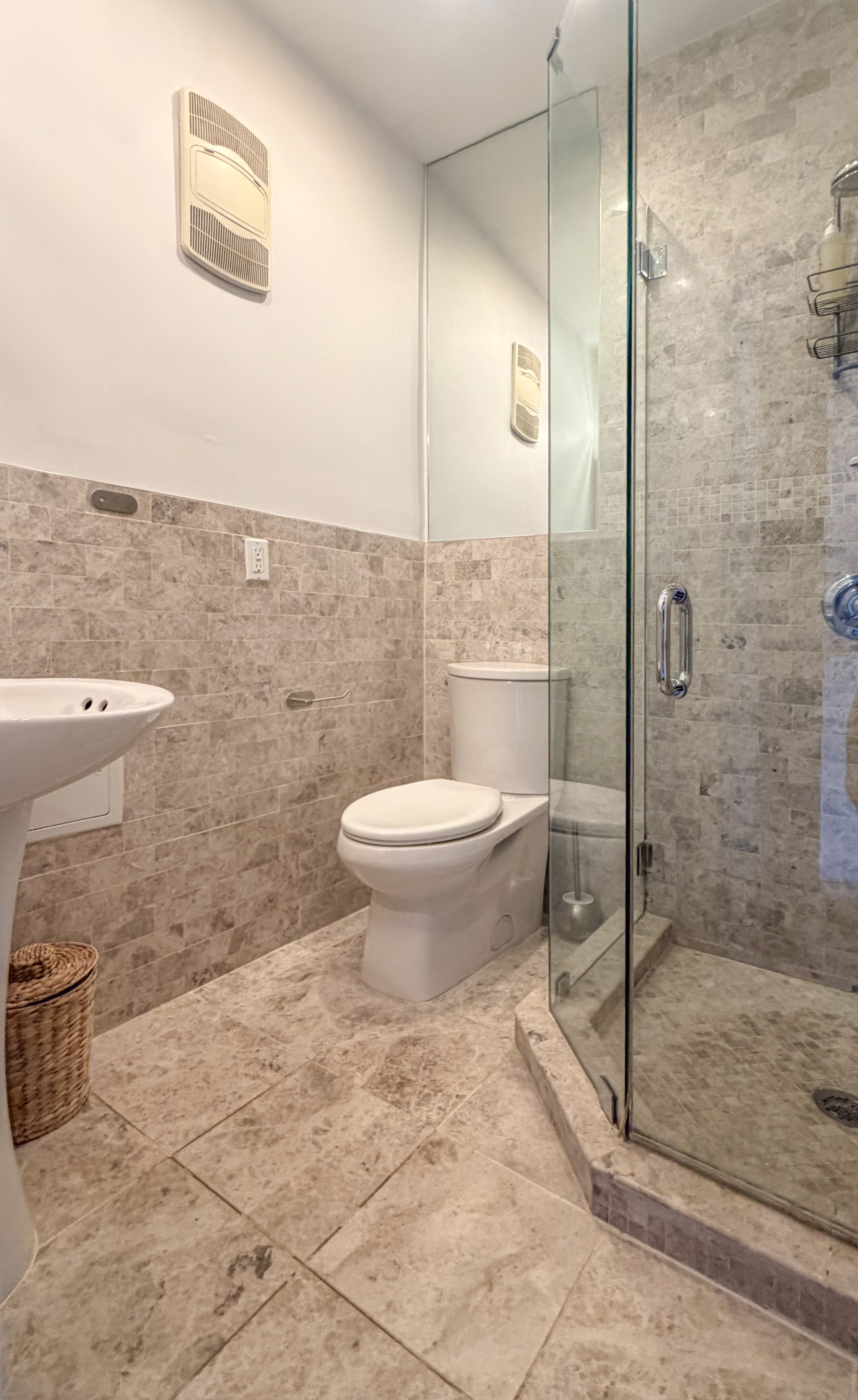 242 South 1st Street, Unit 4D Brooklyn, NY 11211 - Photo 7 of 10