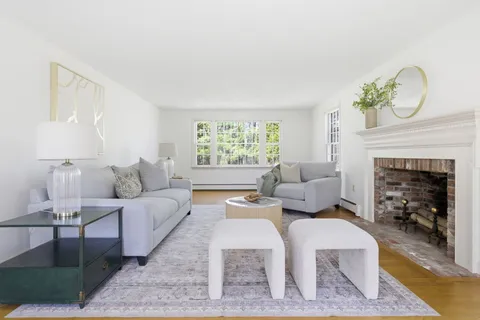 $1,499,999 | 10 Durham Drive, Lynnfield, MA 01940