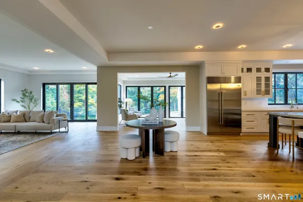 $6,395,000 | 729 Smith Ridge Road, New Canaan, CT 06840