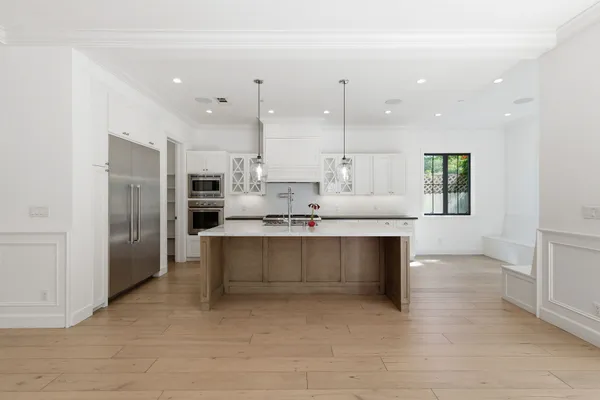 $17,000 | 1405 Oak Avenue, Manhattan Beach, CA 90266
