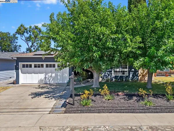 Contact Agent | 168 Albatross Avenue, Livermore, CA 94551