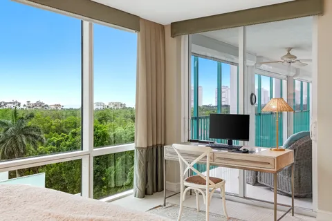 $2,550,000 | 7515 Pelican Bay Boulevard, Unit 5C, Naples, FL 34108