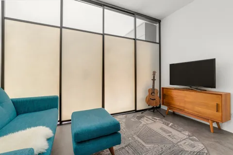 $595,000 | 40 Clinton Street, Unit 1M | Brooklyn Heights