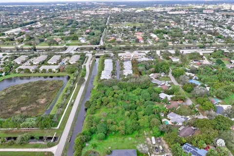$1,500,000 | 76 Sw Avenue, Davie, FL 33314