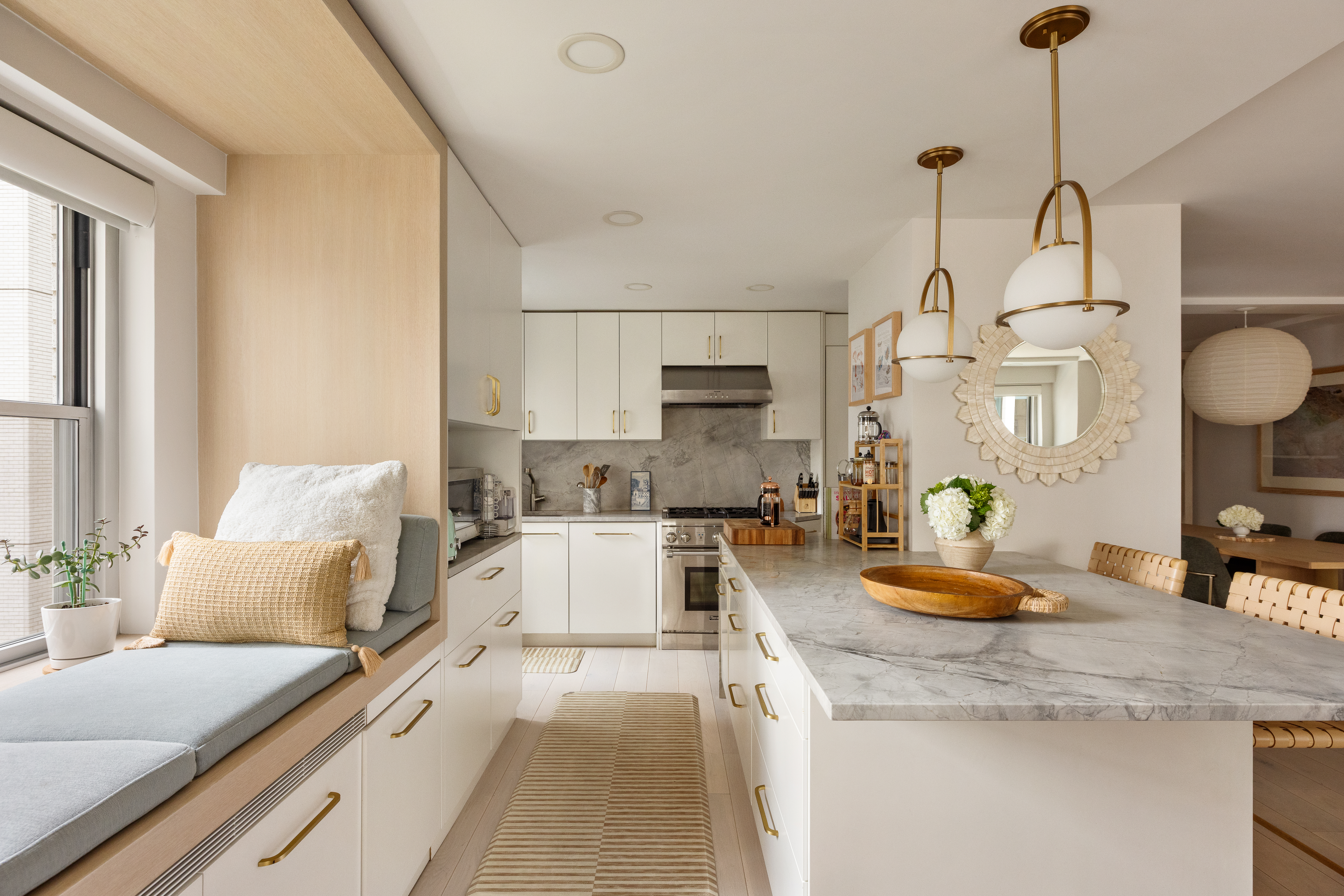 70 East 10th Street, Unit 7A Manhattan, NY 10003 - Photo 3 of 19
